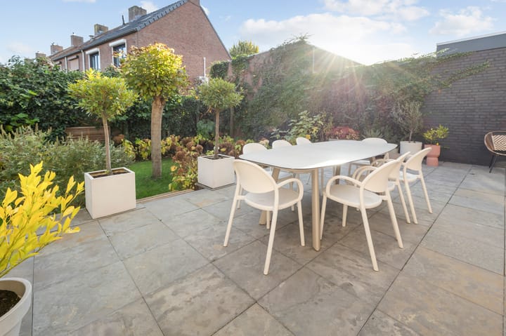 Foto 35 van Roermondsestraat 19