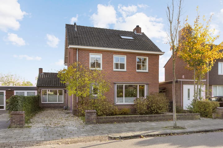 Foto 45 van Roermondsestraat 19