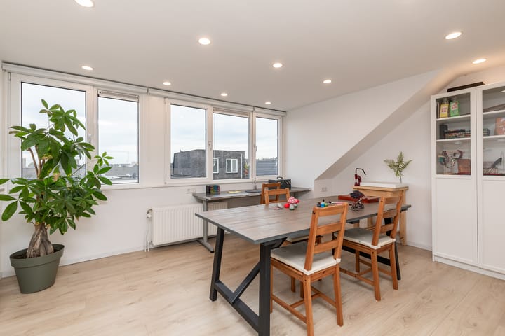 Photo 58 of Marie Curielaan 134