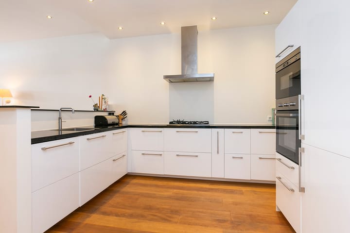 Photo 12 of Weissenbruchstraat 23