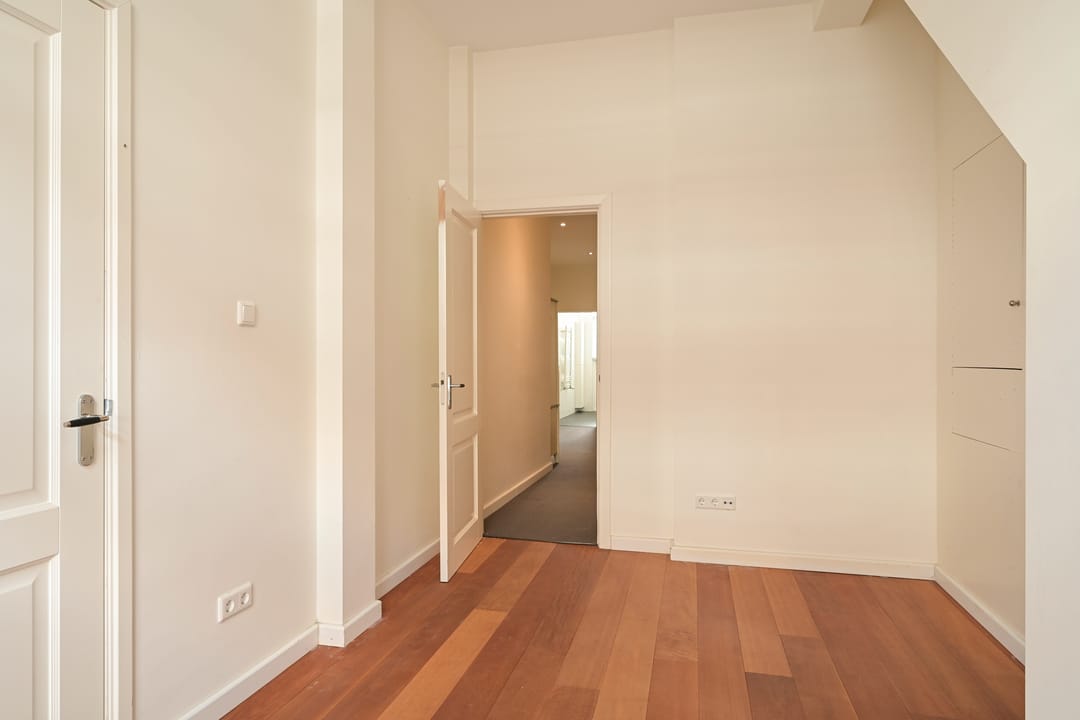 Photo 8 of Weissenbruchstraat 23