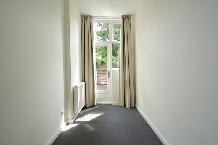 Photo 18 of Weissenbruchstraat 23