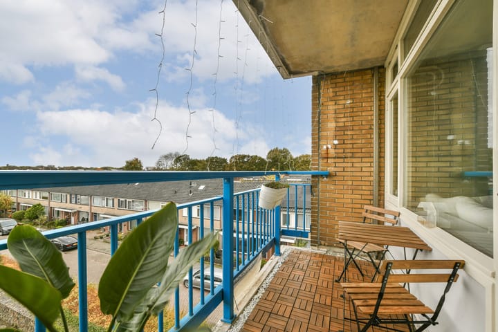 Photo 13 of Venusstraat 92