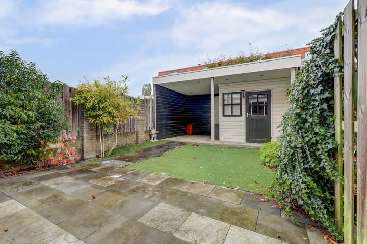 Photo 19 of Dijkstraat 45