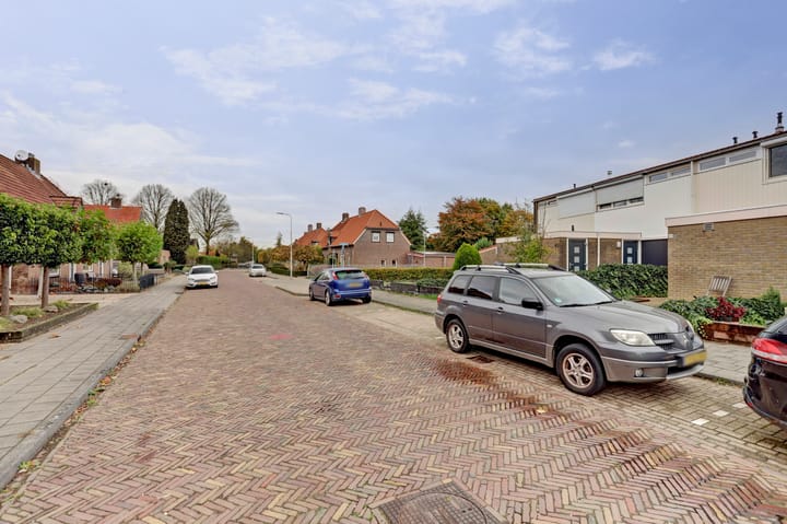 Photo 38 of Dijkstraat 45