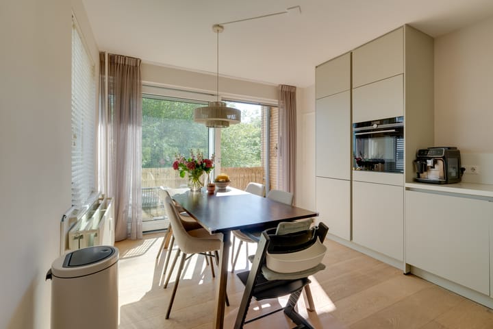 Foto 14 van Van Nijenrodeweg 456