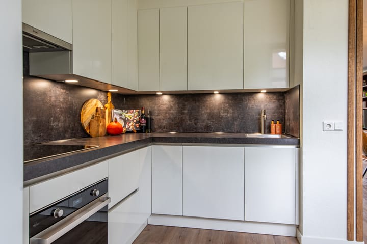 Photo 10 of Dopheidestraat 48