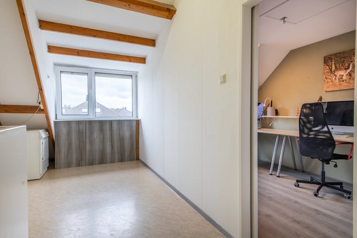 Photo 35 of Dopheidestraat 48