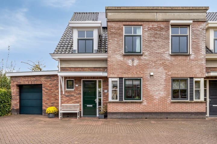 Foto 8 van Rollandthof 26