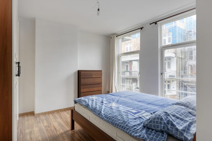 Foto 16 van Commelinstraat 33-2