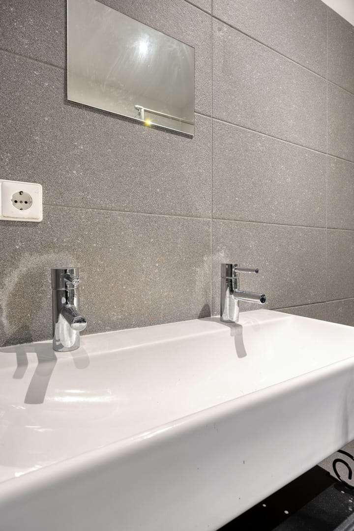 Foto 22 van Commelinstraat 33-2