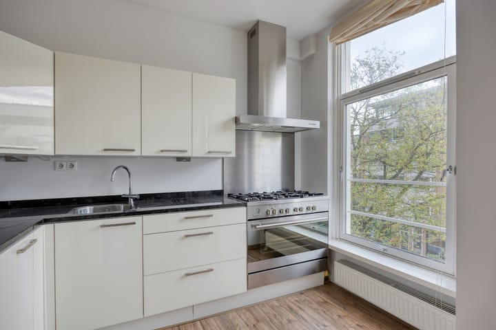 Foto 13 van Commelinstraat 33-2