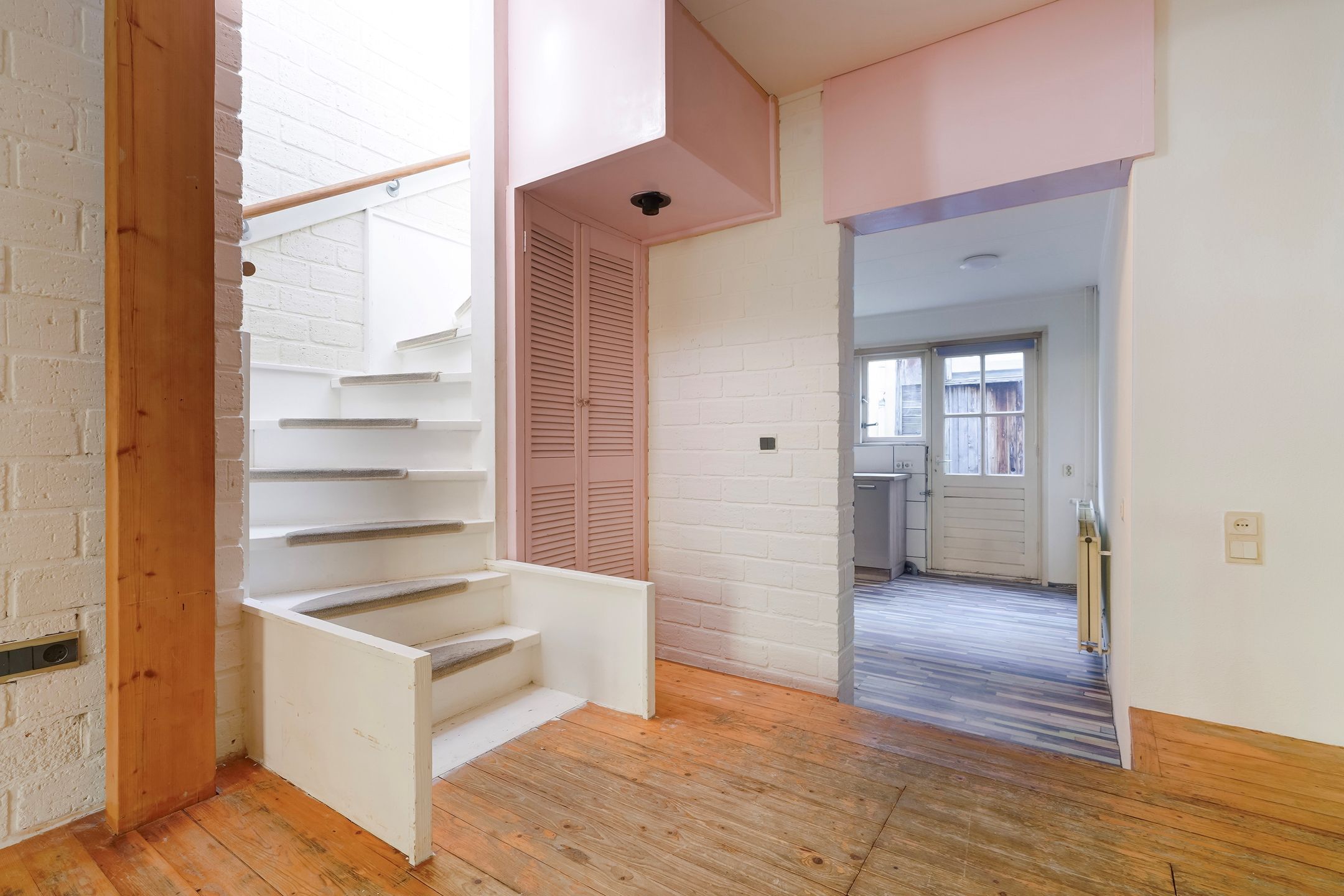 Foto 15 van Leliestraat 4