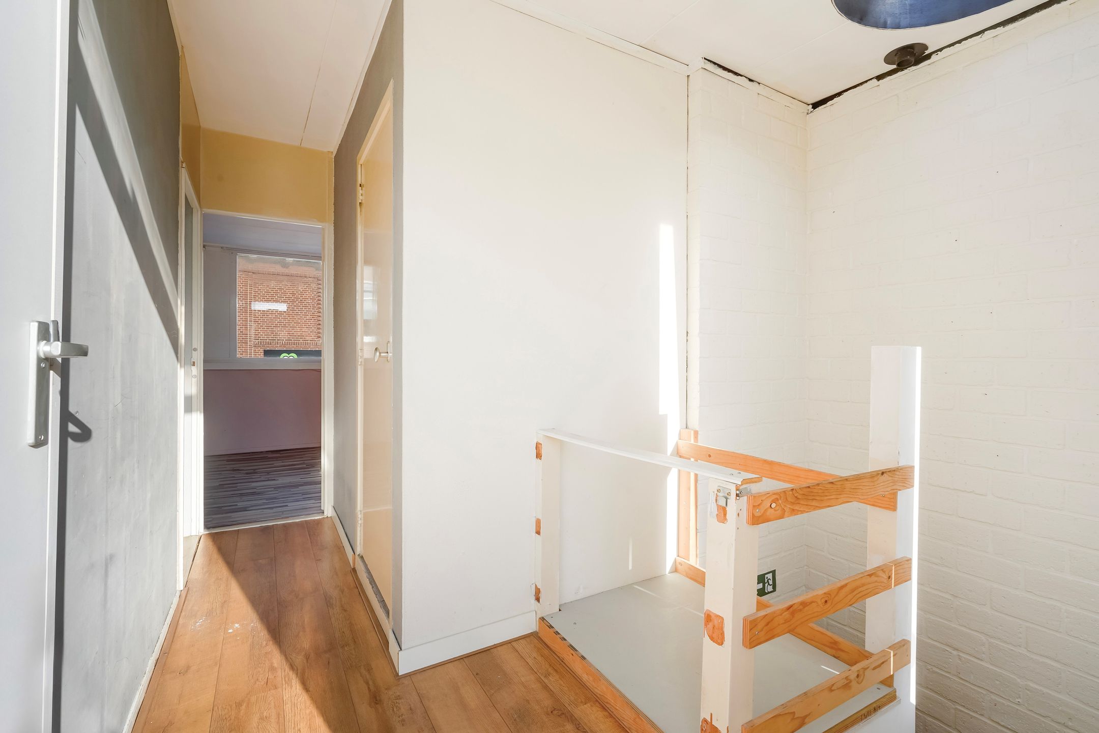 Foto 21 van Leliestraat 4