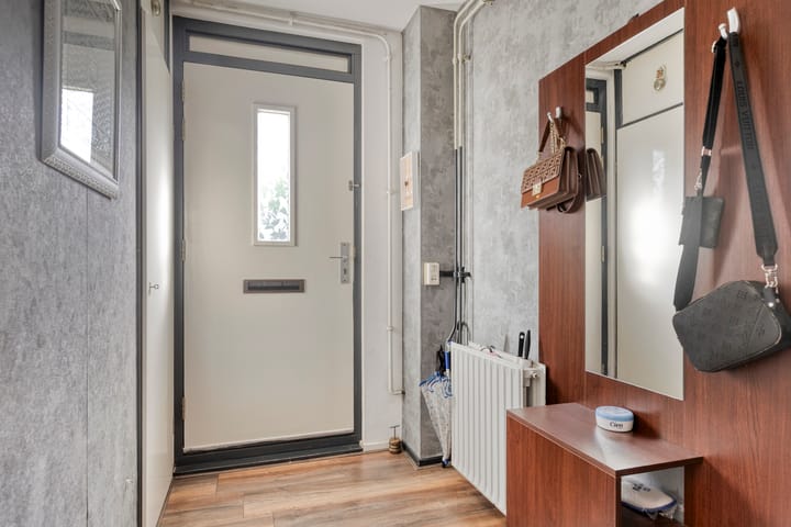 Foto 8 van J. Calsstraat 4