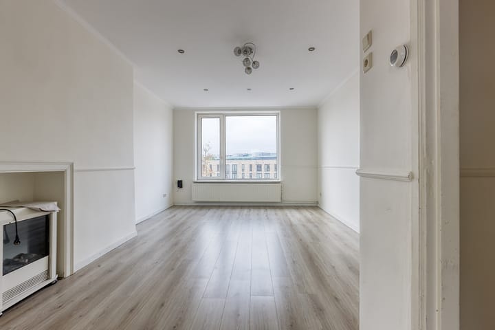 Foto 7 van Leyweg 352