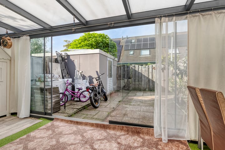 Foto 27 van J. Calsstraat 4