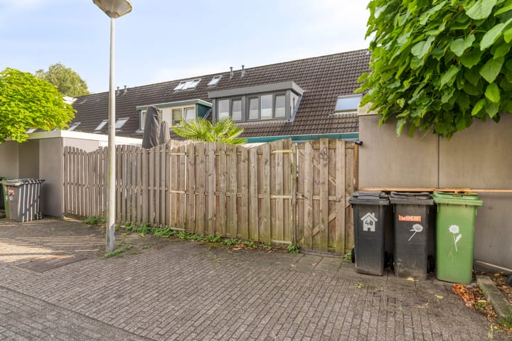 Foto 32 van J. Calsstraat 4