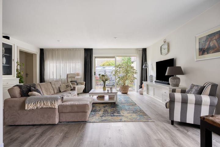 Foto 2 van Malevitsjpad 11