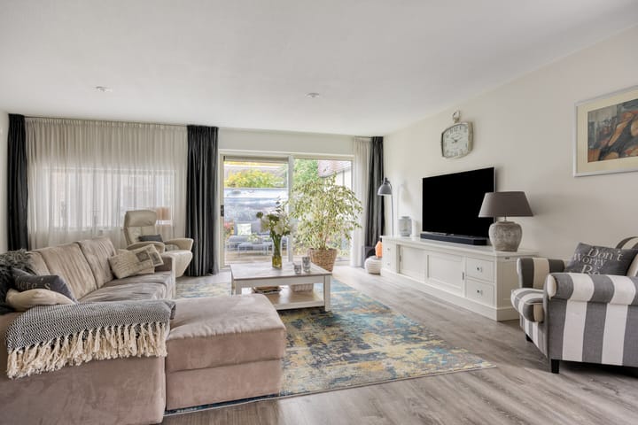 Foto 9 van Malevitsjpad 11