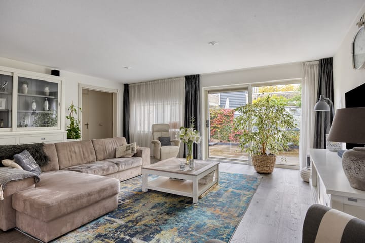 Foto 11 van Malevitsjpad 11