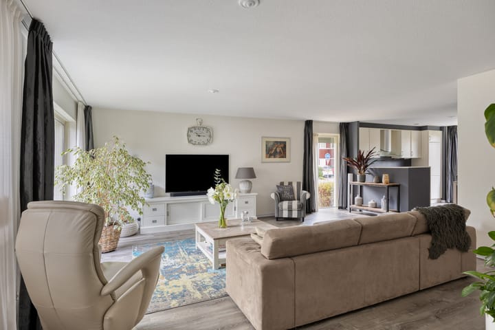 Foto 17 van Malevitsjpad 11