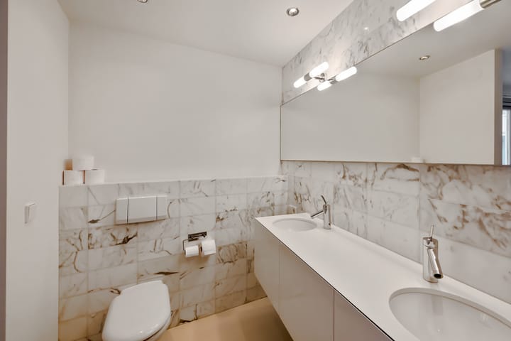 Photo 26 of Middelweg 94