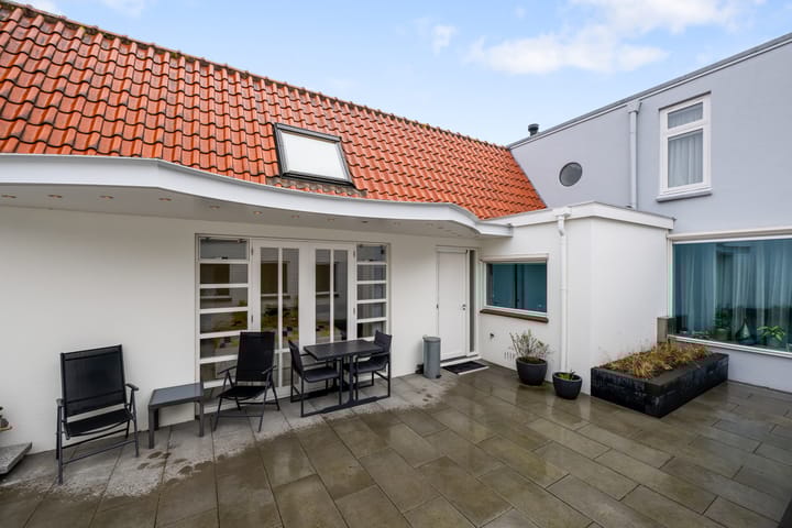 Photo 44 of Middelweg 94