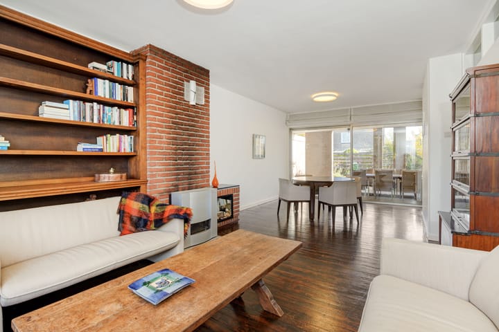 Foto 12 van Julianastraat 35