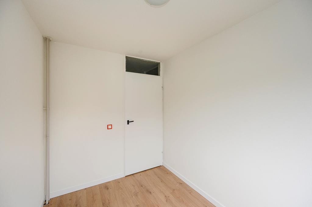 Foto 10 van Veendamstraat 26