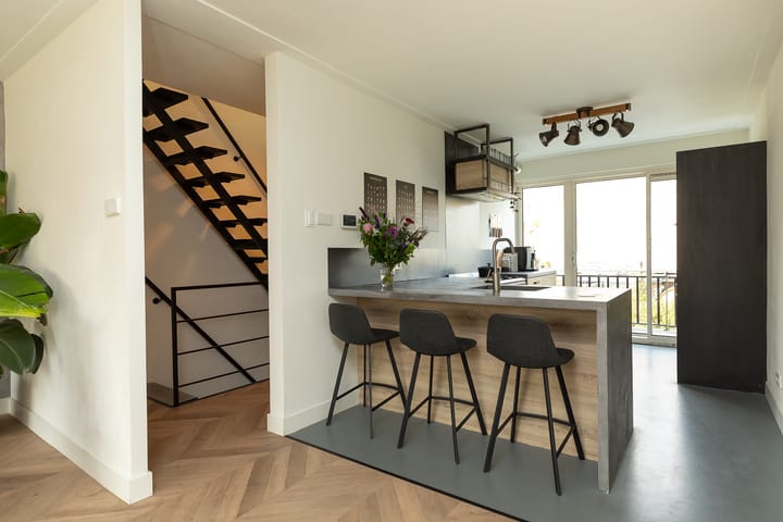 Foto 9 van Ereprijsstraat 85