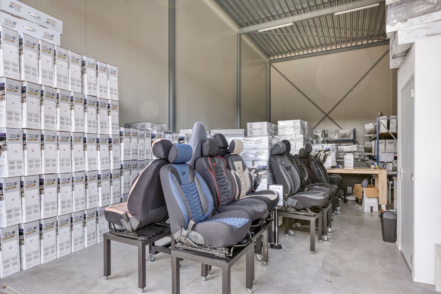 View photo 3 of Het Bassin 27-c