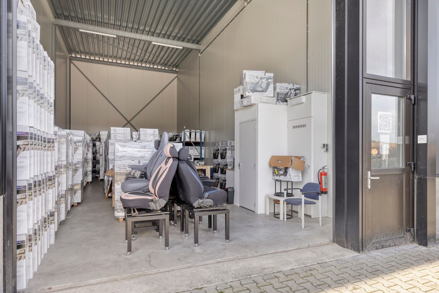 View photo 4 of Het Bassin 27-c