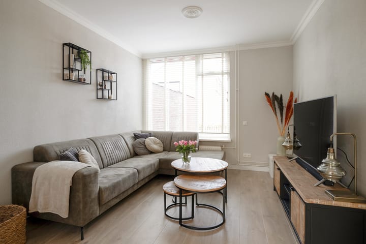 Photo 11 of Symfoniestraat 8