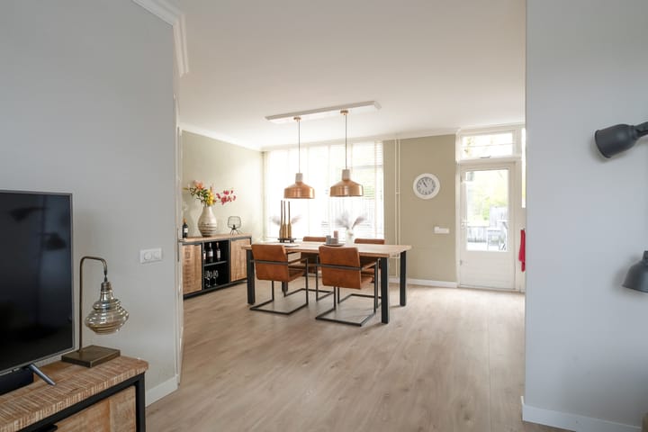 Photo 12 of Symfoniestraat 8