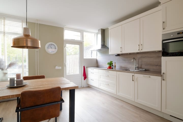 Photo 14 of Symfoniestraat 8