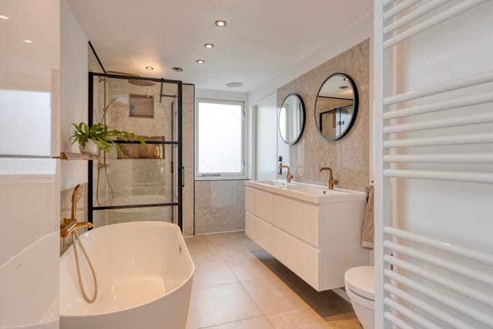 Foto 3 van Koninginnehof 57