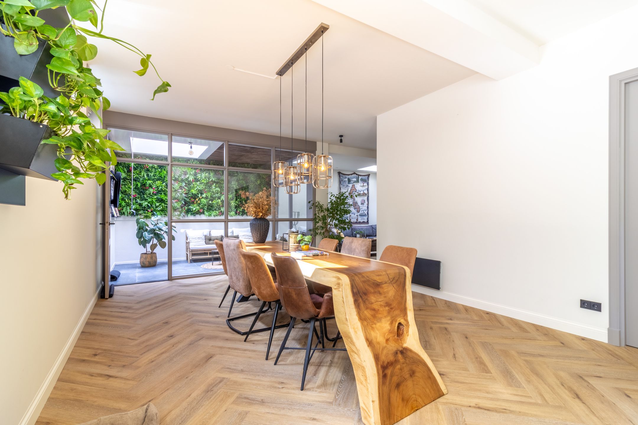 Photo 3 of Burg Grothestraat 53-F