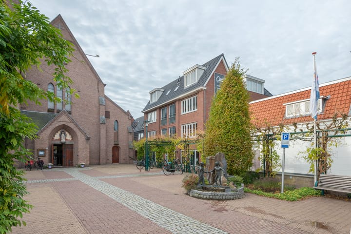 Foto 27 van De Hoven 9