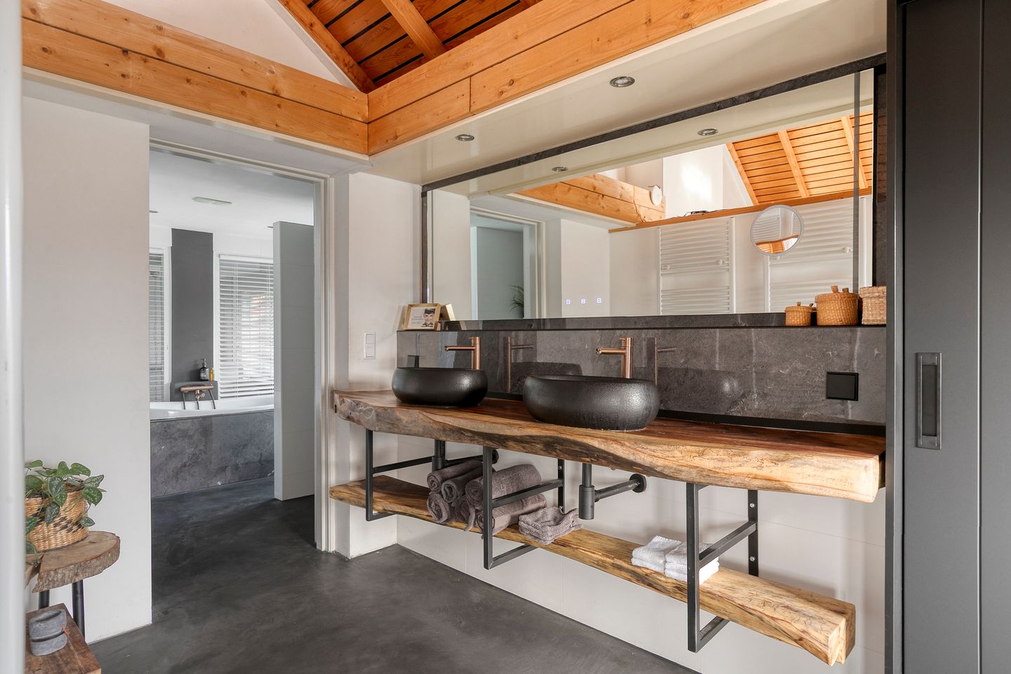 Foto 40 van Oosterdorpsstraat 140