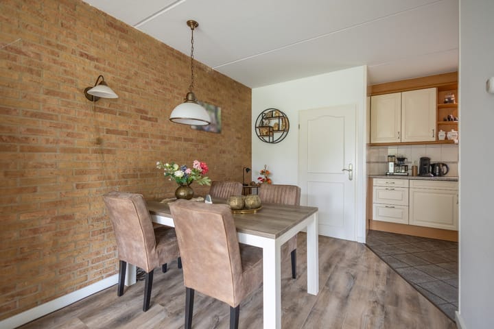 Foto 12 van Esdoornlaan 51