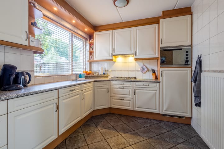 Foto 14 van Esdoornlaan 51