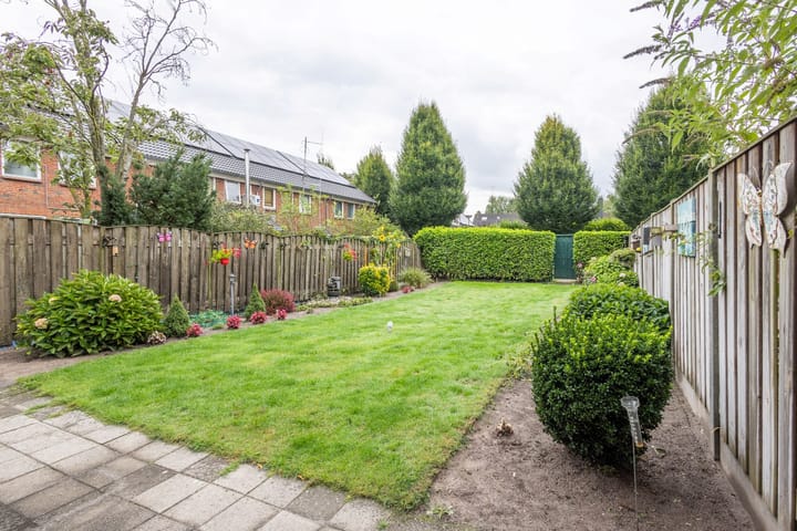 Foto 23 van Esdoornlaan 51