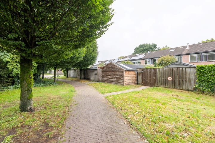 Foto 27 van Esdoornlaan 51