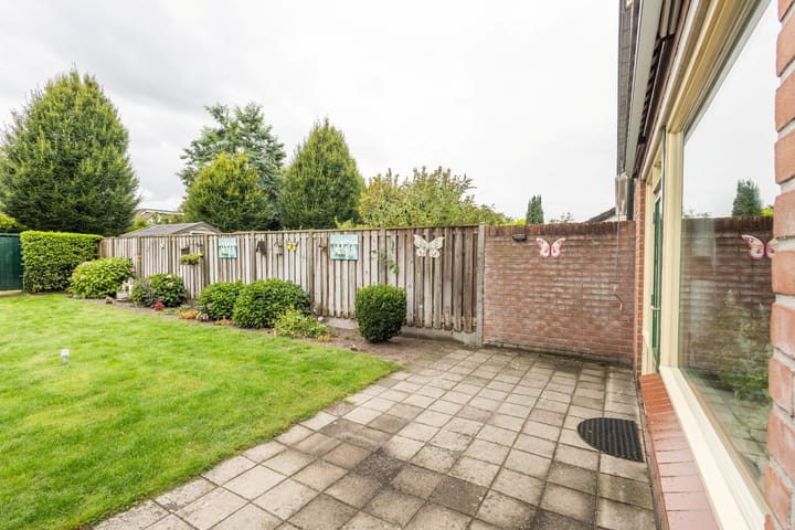 Foto 22 van Esdoornlaan 51