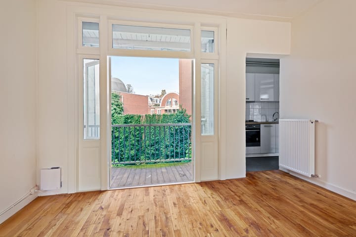 Photo 8 of Da Costakade 28-2