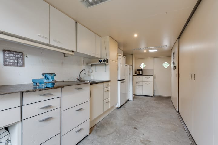 Photo 26 of Sleedoornstraat 57