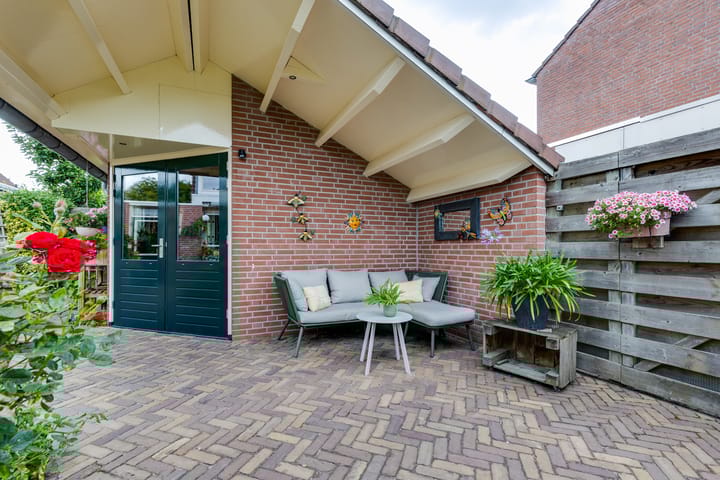 Photo 28 of Sleedoornstraat 57