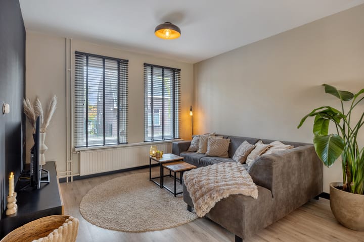 Photo 2 of Gebroek 92