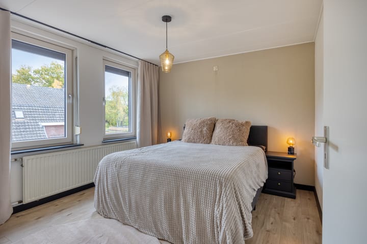 Photo 23 of Gebroek 92